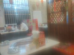-人民公社铁锅炖·东北菜(卫国道店)