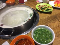 -龙记斑鱼火锅鲜切牛肉自助(红山路店)