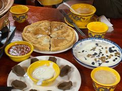 -塔洛藏餐吧(香格里拉古城店)