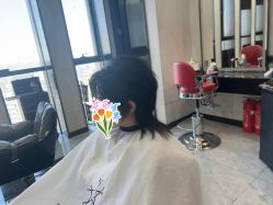 -TOP HAIR SALON