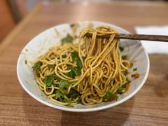 -王拐拐热干面·武汉三鲜豆皮(徐家汇店)