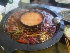 -黄潇洒老火锅(九眼桥宏济巷店)