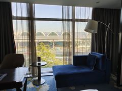 -广州白云机场雅高铂尔曼大酒店