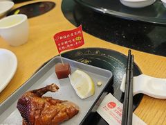 -郑猛记石岐鸽主题餐厅(长江店)