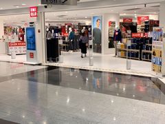 -优衣库(上海正大广场店)