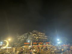 -亚龙湾希尔顿自助餐厅·海鲜·烧烤·沙滩BBQ·现场乐队