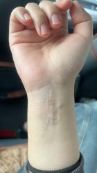 -TATTOO/手工穿孔吧/耳洞/刺青STUDIO