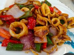 酱爆鱿鱼-卖鱼珍河鲜坊•一线江景园林餐厅