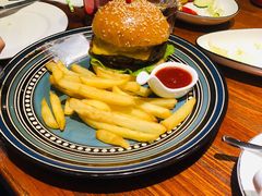 -1886德国汽车餐厅(外滩十六铺码头店)