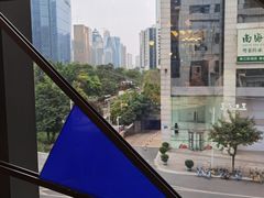 -港丽餐厅(高德置地店)