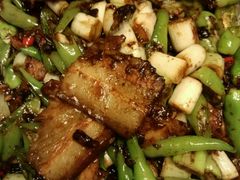 -胡胜锐辣椒炒肉(河北店)