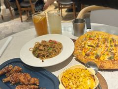 -必胜客(巴沟店)