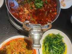 -万重锦·人文川菜馆(骡马市店)