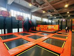 -嗨翻Hi-Fun竞技主题乐园·蹦床亲子生日轰趴(国光1937店)