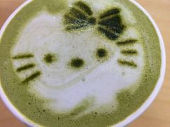 kitty图案的-Hello Kitty Cafe(弘大店)