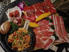 猫抓全家福-猫爪爪原切自助烤肉(观音桥阳光世纪店)