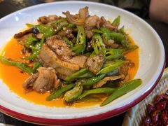 -万重锦·人文川菜馆(骡马市店)