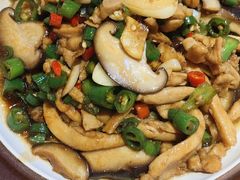 -渝是乎川渝小炒(新世界百货望京店)