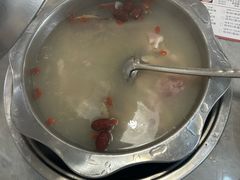 -光头药膳鸡(莱茵小镇店)