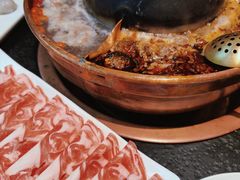 之前的锅-铜来聚老北京涮肉(恒隆广场店)