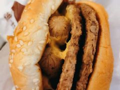 -麦当劳(展览路店)