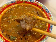 -毛辣果·贵州红酸汤牛肉火锅(西单店)