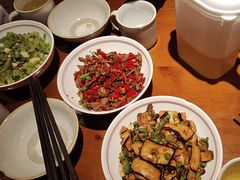 -蛮佬拾·乡里土菜馆(河西王府井店)