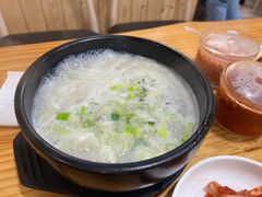 雪浓汤-24 新村雪浓汤(长白山烤肉店)