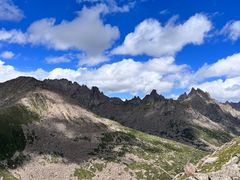 -莲宝叶则景区