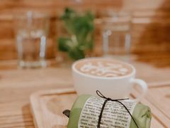 -Common Table · Brunch & Coffee