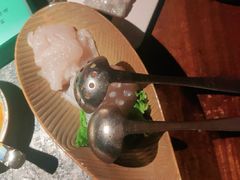 -老牌坊云南鱼豆花火锅(哈西万达店)