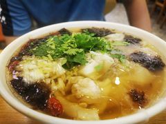 -八百里牛肉汤(盖饭·锅贴·万象城店)
