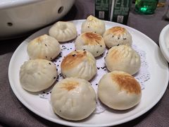 -香山湖家家宴(中山陵店)