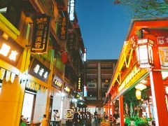 -吉庆街美食广场