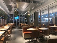 大堂-老乡鸡(上海白玉兰广场店)
