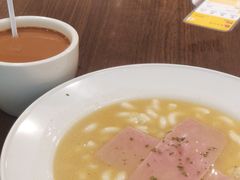 -谭仔云南米线(粉岭车站路店)
