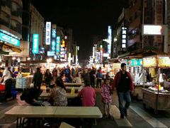 -六合夜市