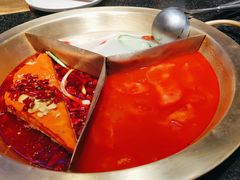 三味儿锅底-周师兄大刀腰片火锅(洪崖洞旗舰店)