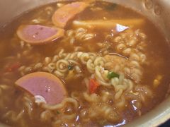 -拌来拌去石鍋拌飯(文鼎店)