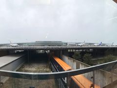 -Gucci(戴高乐机场T 2E)