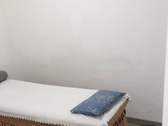 -龙脊堂龙氏推拿 整脊(陆家浜店)