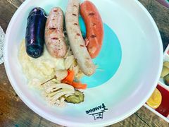 -Famous肥猫墨西哥音乐餐吧(五棵松华熙LIVE店)