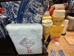-霸王茶姬(上海静安大悦城店)