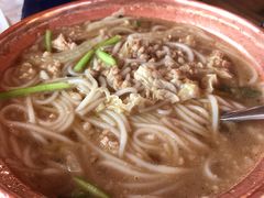 宁蒗砂锅红米线-88号小吃店·经典云南菜·地道纳西美食