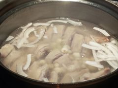 珍珠马蹄椰子鸡-大头椰·海南椰子鸡火锅(思明万象城店)