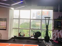 -UP健身私教馆(海岸城店)