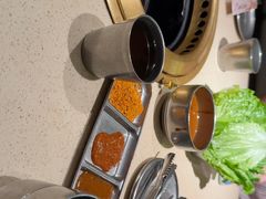 -蚂蚁洞·烤肉大营地(上海静安大悦城店)