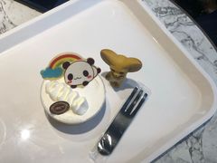 -85度C(生甜甜圈研究工坊·上海平凉店)