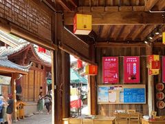 大堂-阿婆情腊排骨火锅(古城旗舰店)
