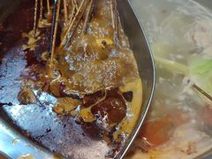 鸳鸯锅-何氏串串香火锅(翠亨店)